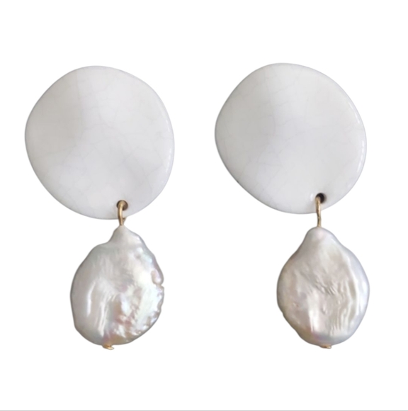 J. Crew Freshwater Pearl Disc Drop Earrings - Picture 2 of 5